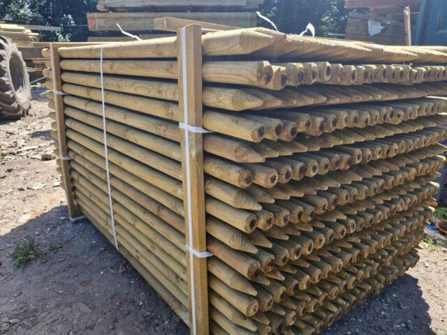 Field Posts - Brooks Timber Supplies